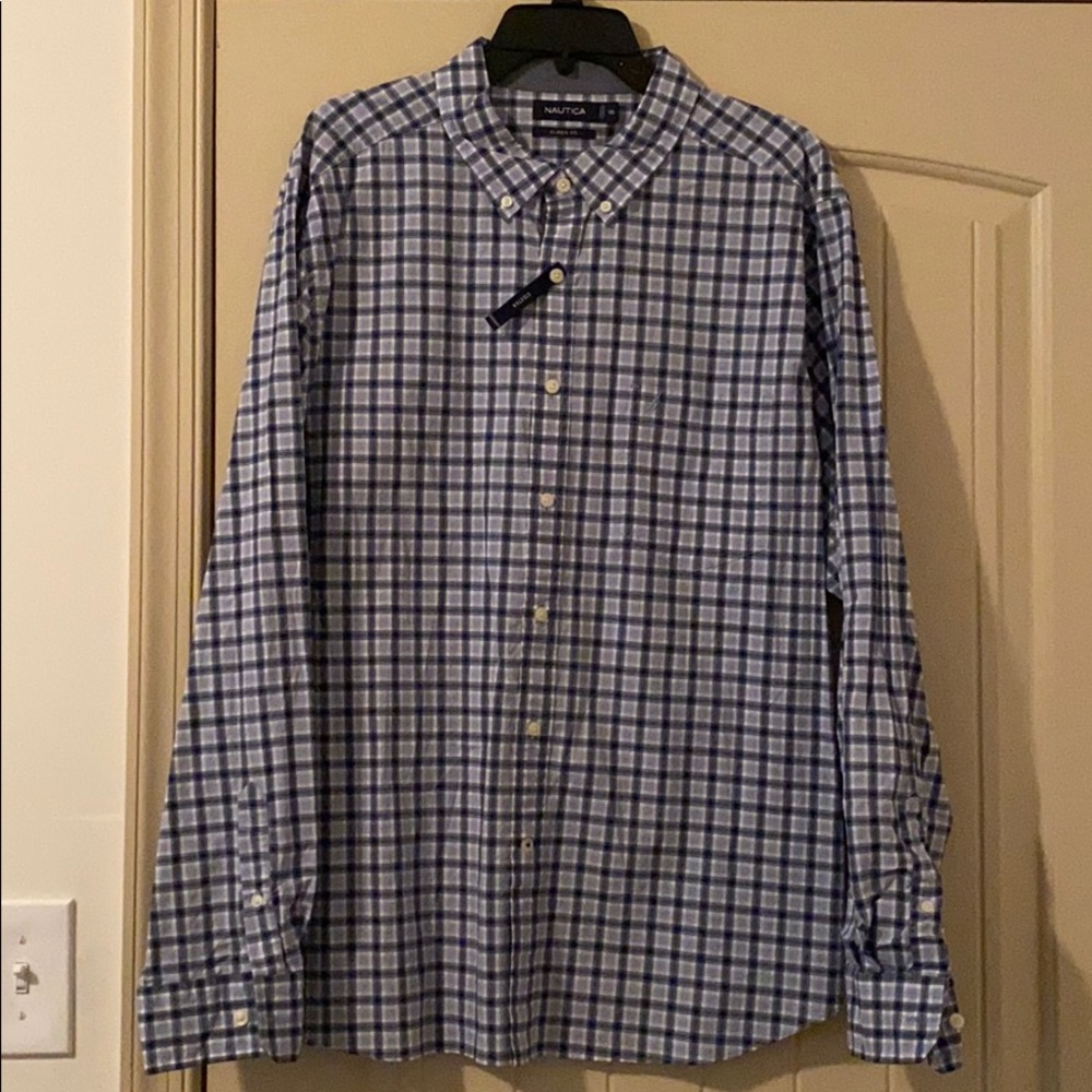 Nautica Classic Fit Long Sleeve Pocket Button down